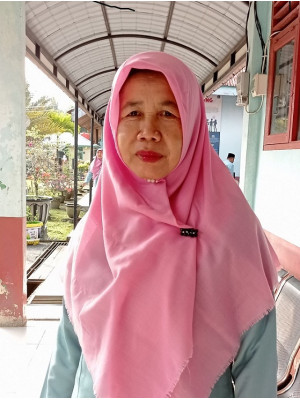 Dra. Hj. MARYAM